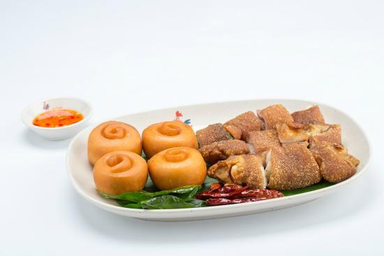 Con Ga Trong Restaurant