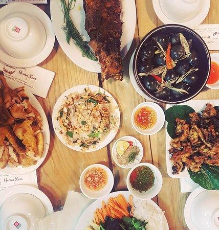 Nha Hang Huong Xua