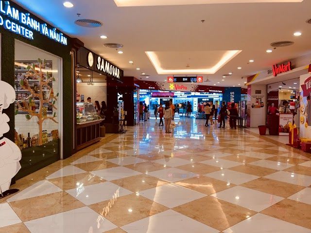 Trung tâm thương mại Vincom Nguyễn Chí Thanh