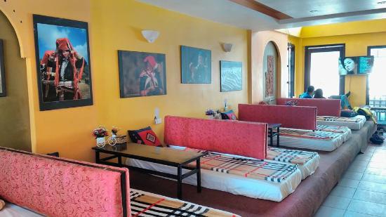 Sapa Street Bar & Shi Sha