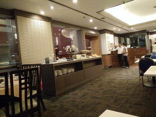 Mooi Chin Palace Restaurant