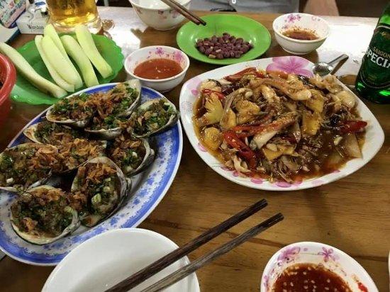 Huong Kieu Seafood Restaurant