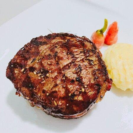 Say Steakhouse & Wine Bar