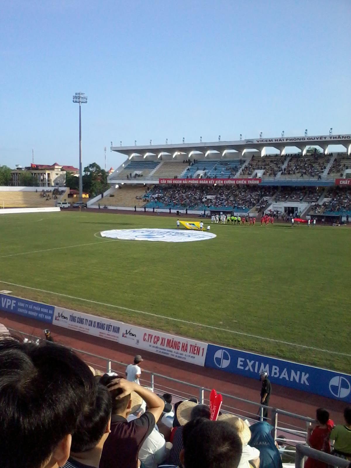 Sân vận động Lạch Tray