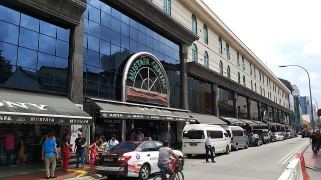 Trung tâm mua sắm Mustafa Centre
