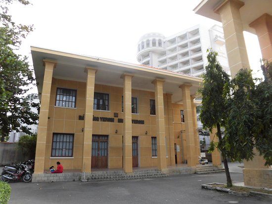 Bảo Tàng Alexandre Yersin